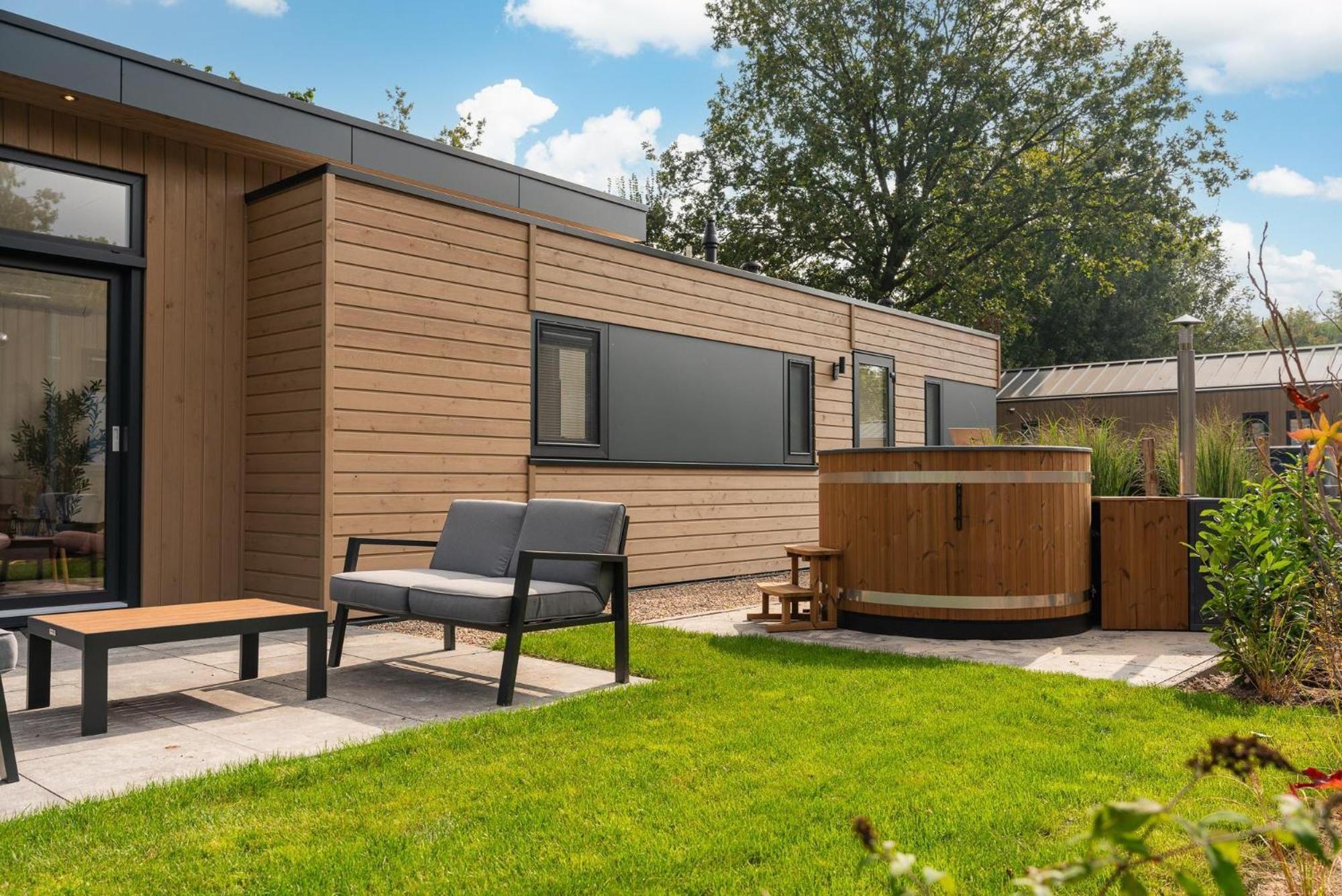 Veluwepark De Bosgraaf | Comfort Met Hottub Lieren Room photo
